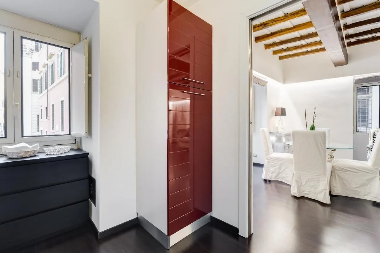 Colonna Suite Luxury - Pantheon Rome 0*,  Italy
