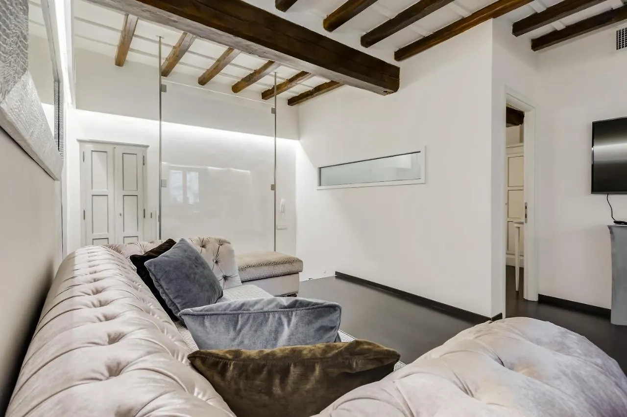 Colonna Suite Luxury - Pantheon Rome Apartment